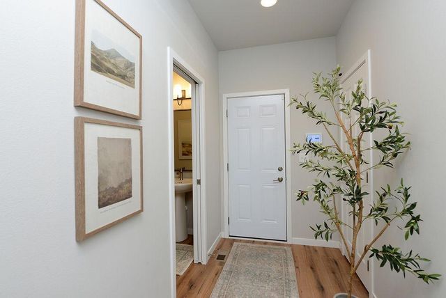 3707 Merrifield Drive S, Fargo, ND 58104