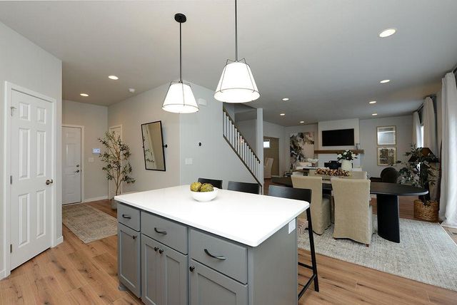 3707 Merrifield Drive S, Fargo, ND 58104