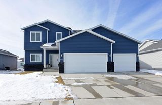 3707 Merrifield Drive S, Fargo, ND 58104