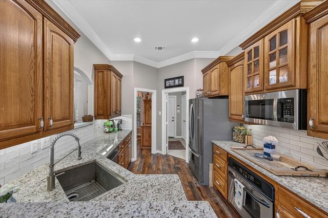 152 Savannah Drive, Weatherford, TX 76087