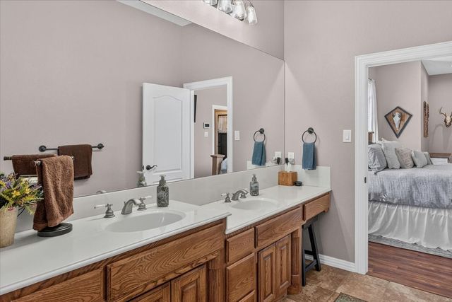 152 Savannah Drive, Weatherford, TX 76087