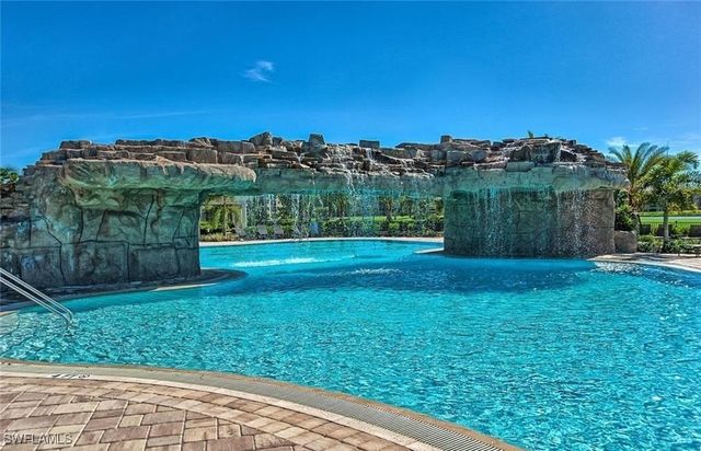 28096 Edenderry CT, Bonita Springs, FL 34135