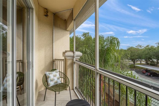 5160 NORTHRIDGE ROAD 302, Sarasota, FL 34238