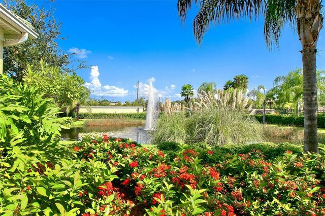 5160 NORTHRIDGE ROAD 302, Sarasota, FL 34238