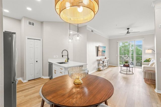 5160 NORTHRIDGE ROAD 302, Sarasota, FL 34238