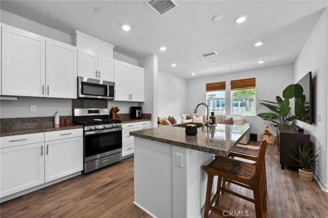 3959 Lavine, Corona, CA 92883