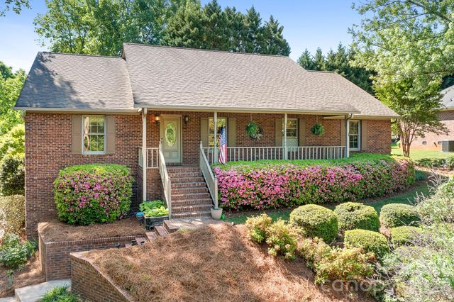 2111 Wayles Court, Gastonia, NC 28056
