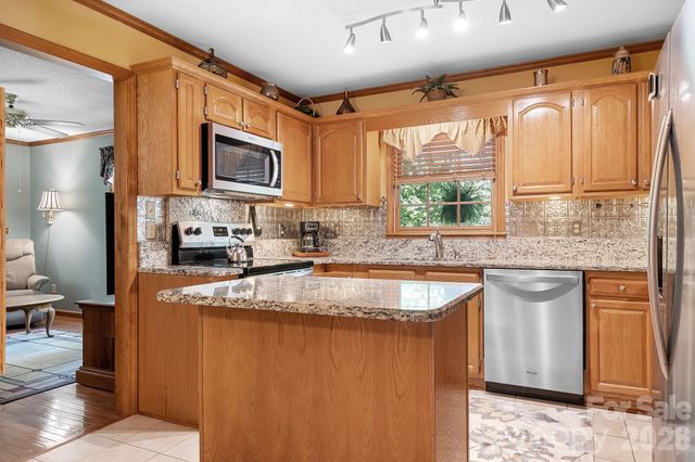2111 Wayles Court, Gastonia, NC 28056