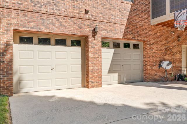 2111 Wayles Court, Gastonia, NC 28056