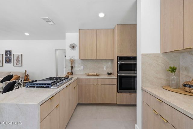 1446 N Rose Street, Burbank, CA 91505