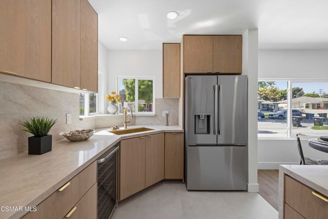 1446 N Rose Street, Burbank, CA 91505