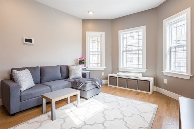 40 Champney St. 1, Boston, MA 02135