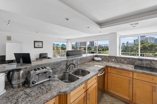 3111 Bel Air Drive 6G, Las Vegas, NV 89109