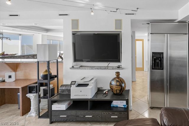 3111 Bel Air Drive 6G, Las Vegas, NV 89109