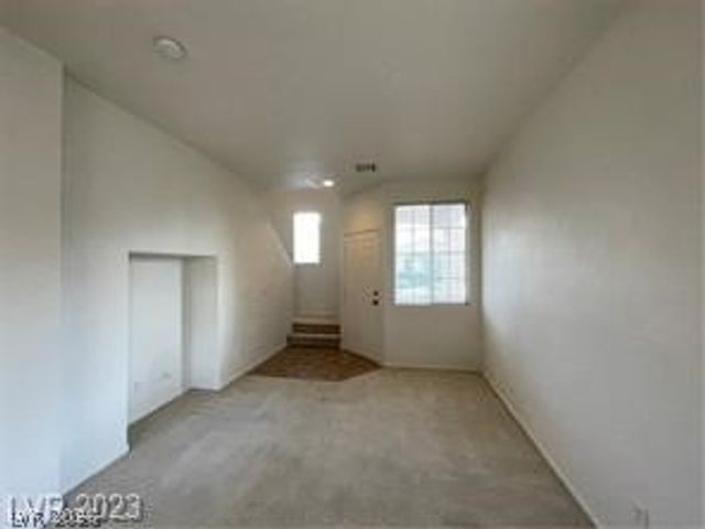 7788 Hampton Park Lane, Las Vegas, NV 89113