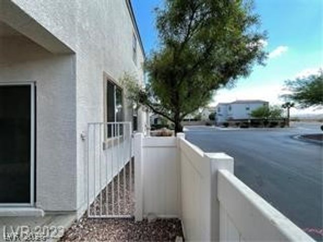 7788 Hampton Park Lane, Las Vegas, NV 89113