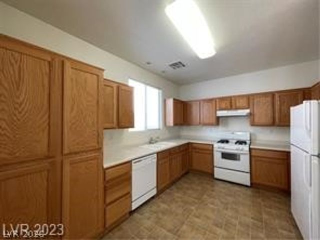 7788 Hampton Park Lane, Las Vegas, NV 89113