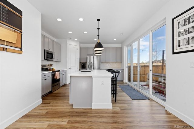 664 N Yantley Street, Aurora, CO 80018