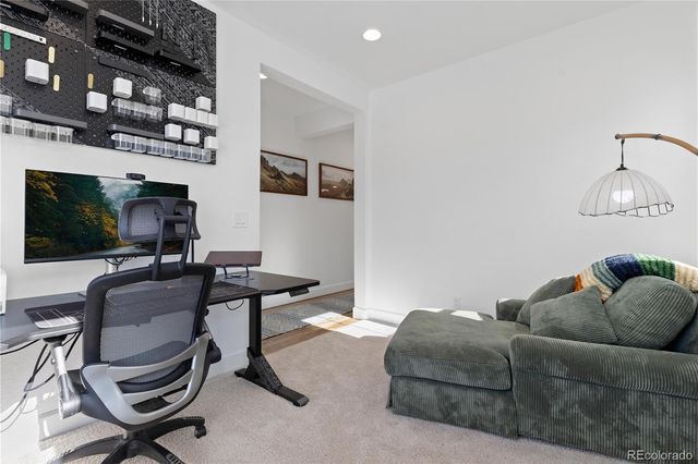 664 N Yantley Street, Aurora, CO 80018