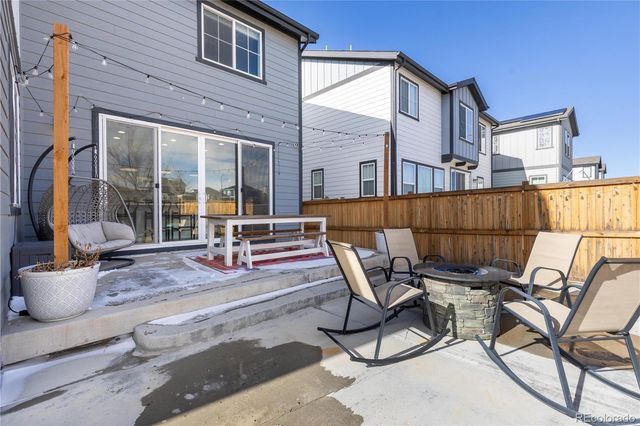 664 N Yantley Street, Aurora, CO 80018