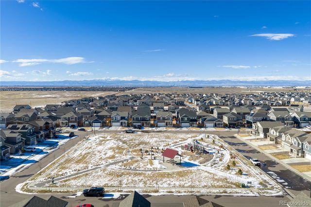 664 N Yantley Street, Aurora, CO 80018