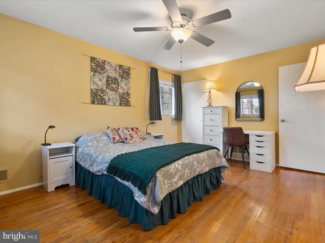 2005 CASCADE RD, Silver Spring, MD 20902