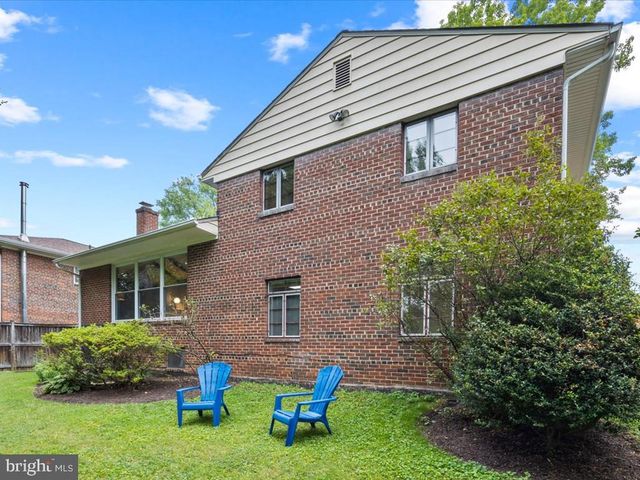 2005 CASCADE RD, Silver Spring, MD 20902