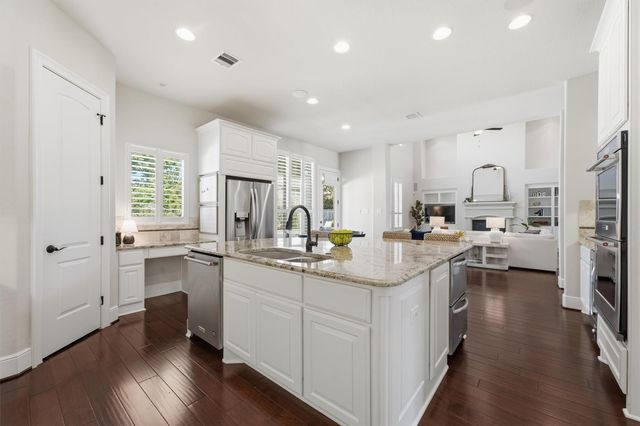 51 S Fremont Ridge Loop, Spring, TX 77389