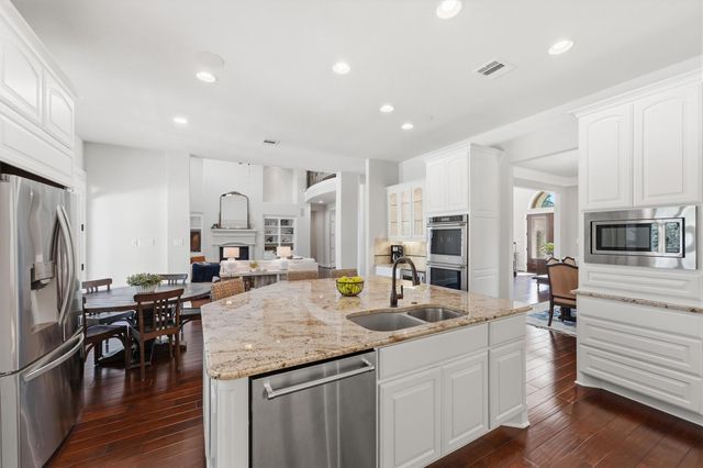 51 S Fremont Ridge Loop, Spring, TX 77389