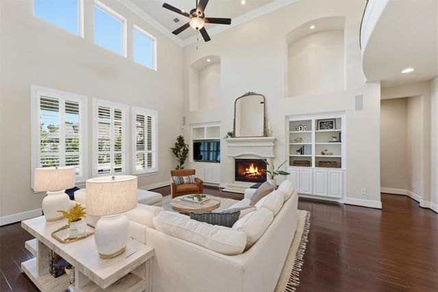 51 S Fremont Ridge Loop, Spring, TX 77389