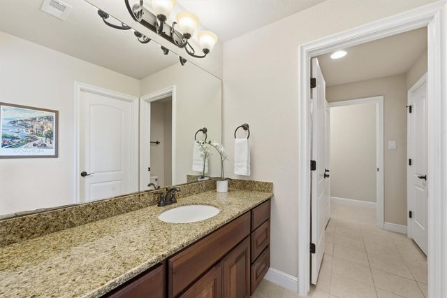 51 S Fremont Ridge Loop, Spring, TX 77389
