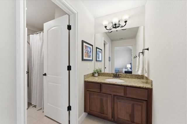 51 S Fremont Ridge Loop, Spring, TX 77389
