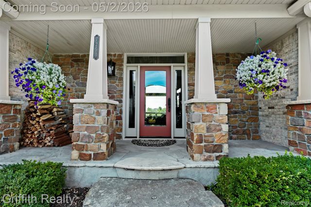 7253 Summit Ridge, Hamburg Township, MI 48116