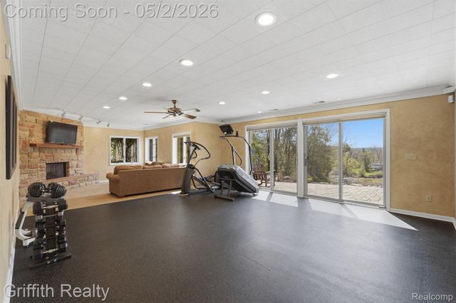 7253 Summit Ridge, Hamburg Township, MI 48116