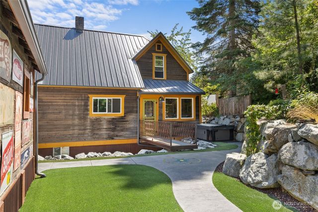 411 S 7th Street, Roslyn, WA 98941