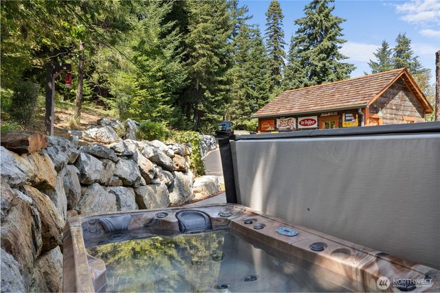 411 S 7th Street, Roslyn, WA 98941