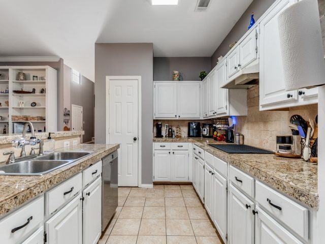 8417 Towneship Lane, Dallas, TX 75243