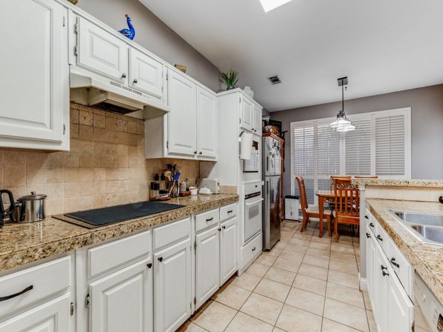 8417 Towneship Lane, Dallas, TX 75243