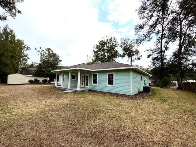 18254 NW 238TH STREET, High Springs, FL 32643