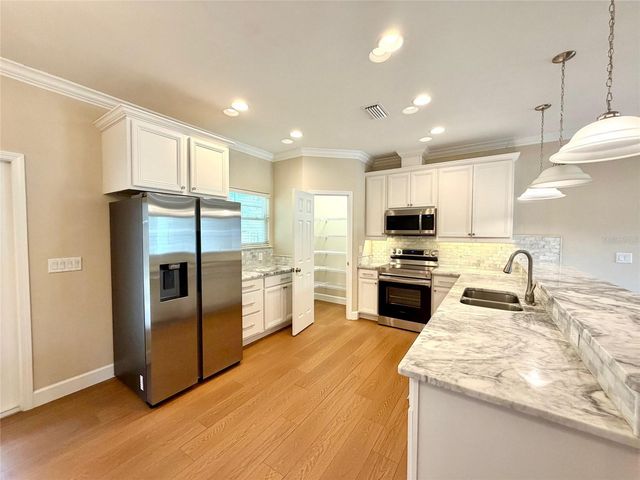 18254 NW 238TH STREET, High Springs, FL 32643