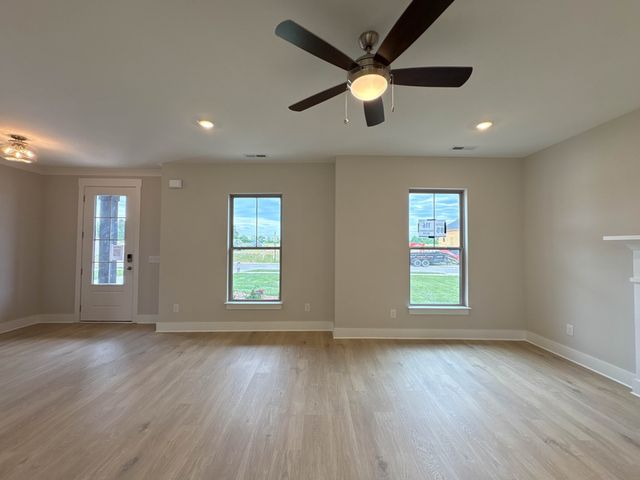 116 Harlinsdale Blvd, Gallatin, TN 37066