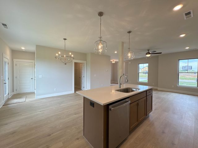 116 Harlinsdale Blvd, Gallatin, TN 37066