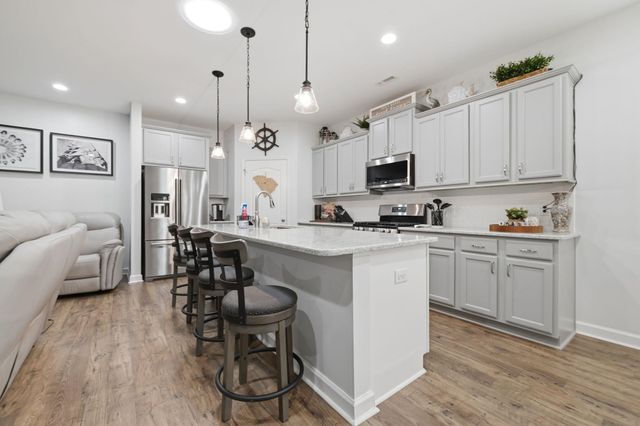 109 Astoria Park Loop, Conway, SC 29526