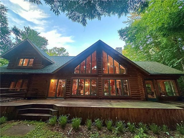 15050 367th Street, Stanley, WI 54768