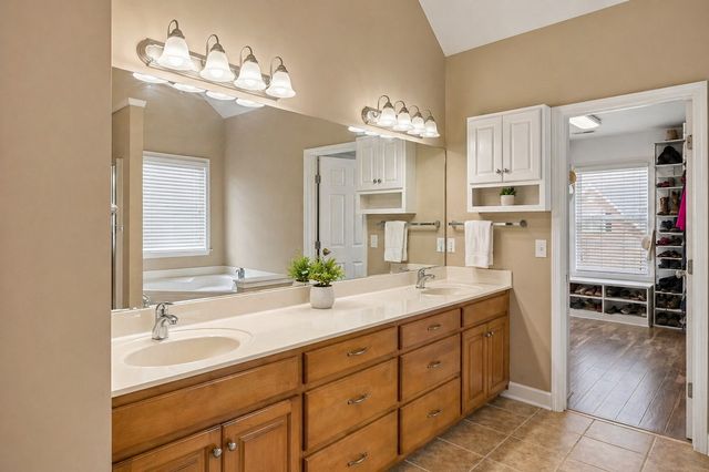 1014 Belcor Dr, Spring Hill, TN 37174