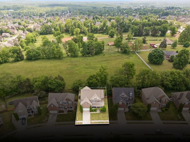1014 Belcor Dr, Spring Hill, TN 37174