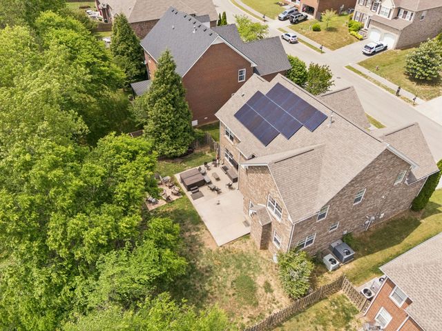 1014 Belcor Dr, Spring Hill, TN 37174