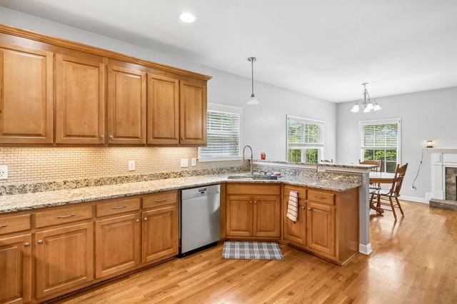 1014 Belcor Dr, Spring Hill, TN 37174