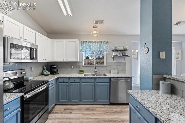 3835 Strawberry Field Grove G, Colorado Springs, CO 80906