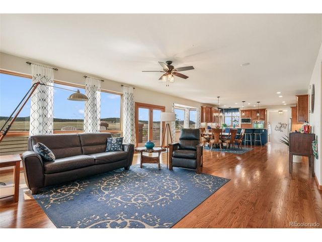 19748 Kershaw Ct, Monument, CO 80132